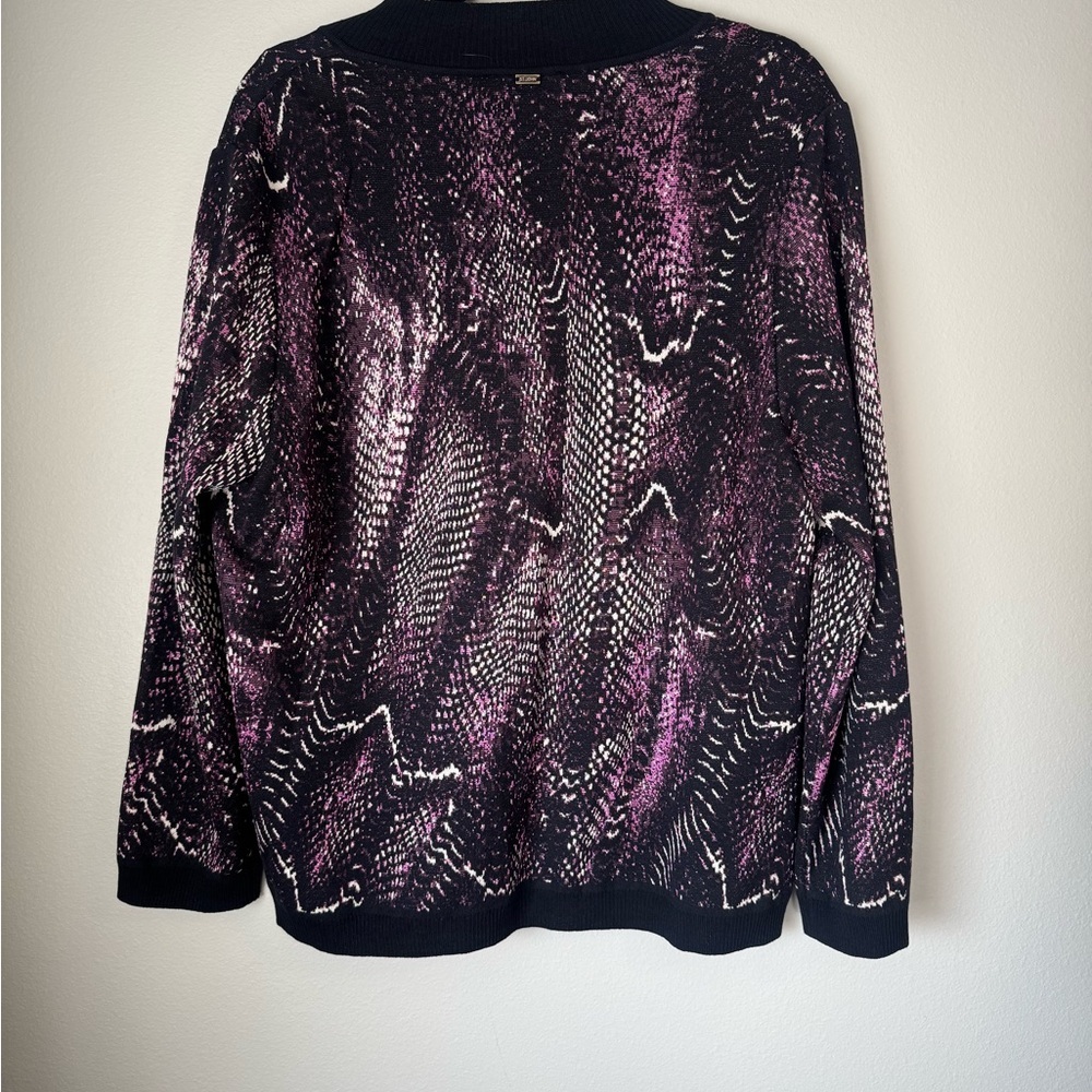 St. John Sport Knit Twin Set Cardigan and Matching Shell - Picture 7 of 8